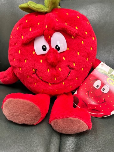Goodness gang strawberry plush - goodness,