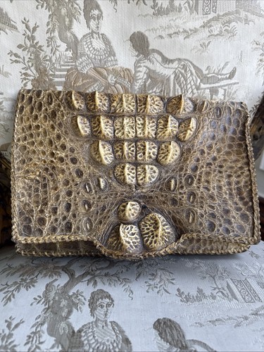 Vintage 1930s blonde alligator - blonde,