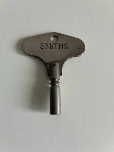 Smiths vintage key mantle - vintage,