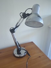 Lloytron L946CH Swing Poise