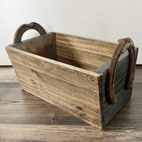 Primitive wooden horseshoe - primitive,
