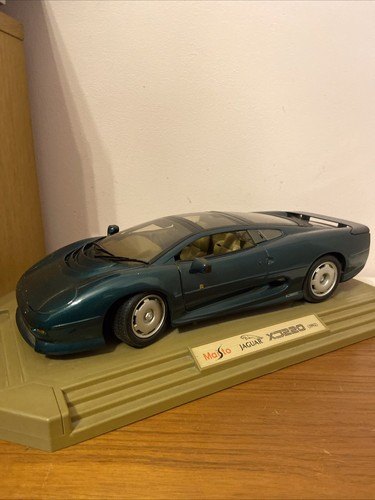 Maisto jaguar xj220 model - maisto,