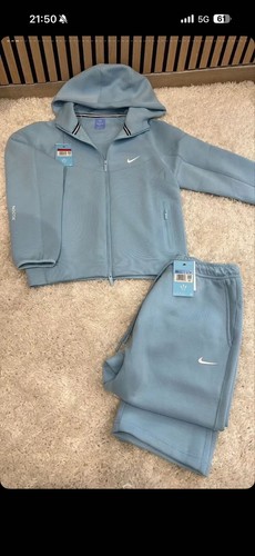 Nike nokta tech fleece - x,