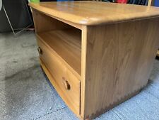 Corner TV Stand 