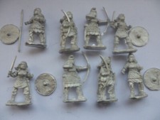 28mm 8 Vikings Females Figures for Saga Lions Rampant