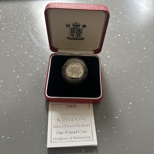 2000 royal mint silver - royal,