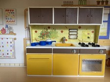 Vintage Pedigree Sindy Kitchen  Spares Or Repairs