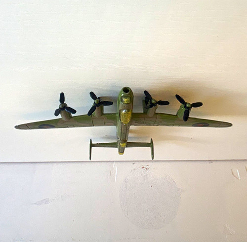 Avro lancaster raf diecast - raf,