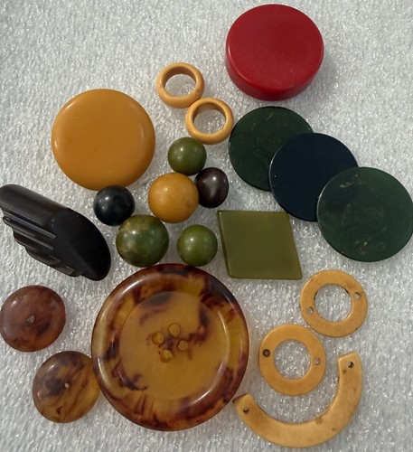 Lot vintage bakelite - 20,