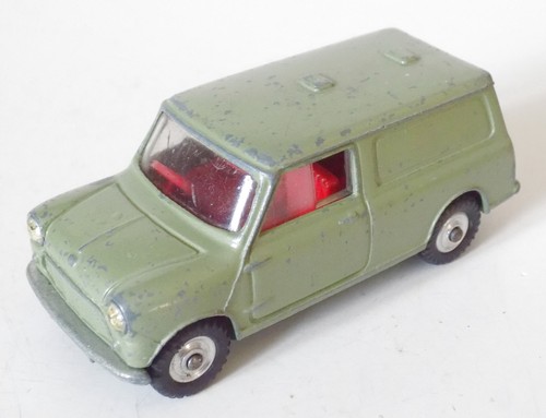 Corgi toys 450 austin mini - no.450,