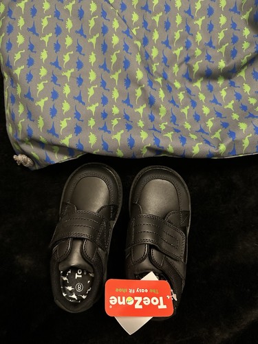 Toezone black school - black,