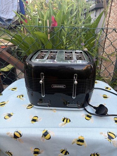 Black slice toaster grundig - toaster,