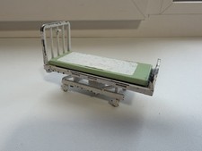BRITAINS HOSPITAL BED 1983