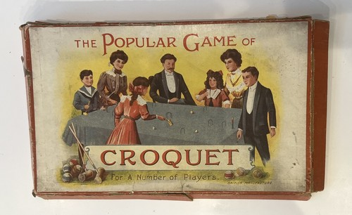 Vintage boxed minature - boxed, table