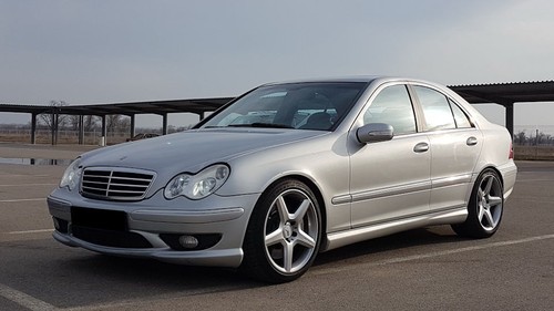 C32 ang look front - look,