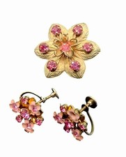 Vintage Gold-Tone Floral