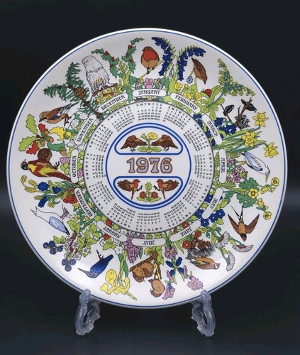 Wedgwood annual calendar plate - annual,