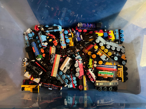 Thomas the tank engine - thomas,