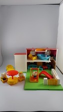 Hello Kitty Doll House N Patio