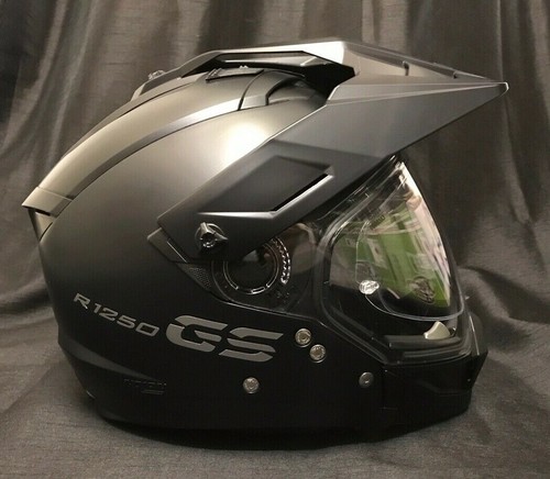 Nolan n70 road off - x,
