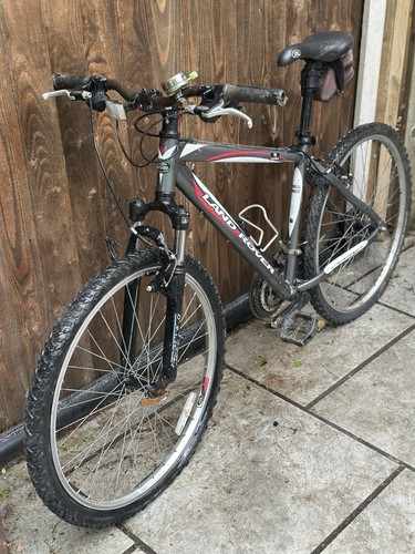 Land rover bicycle - land,