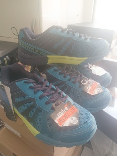 Lot pairs mitre sports - 10,