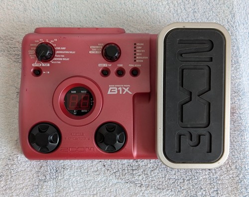 Zoom b1x bass - effects,