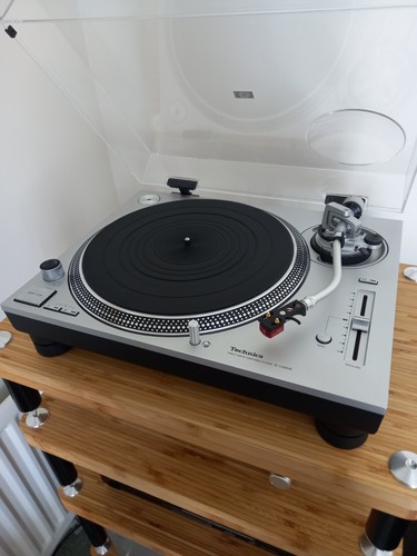 Technics 1200 turntable - sl-1200,