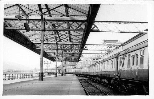 1974 fort william train - fort,