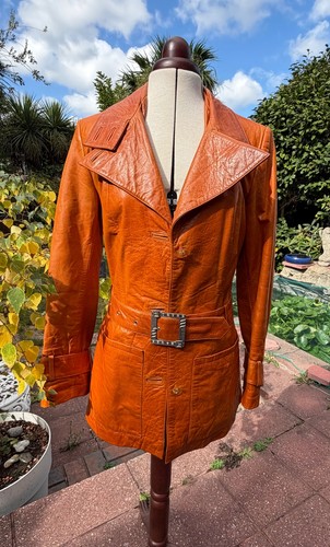 True vintage 1970s roughly - true,