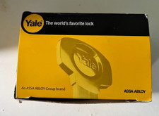 Yale door lock night latch