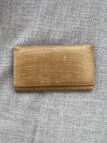 Vintage light tan - light, (?)
