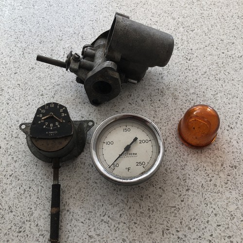 Classic car carburettor