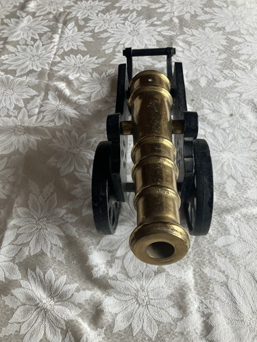 Huge vintage solid - huge, 17.5”