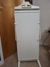 Corby 7700 White Trouser Press With Hanger