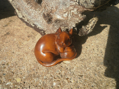 Hand carved wood netsuke - hand, mouse