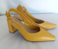 Marks and Spencer Mustard