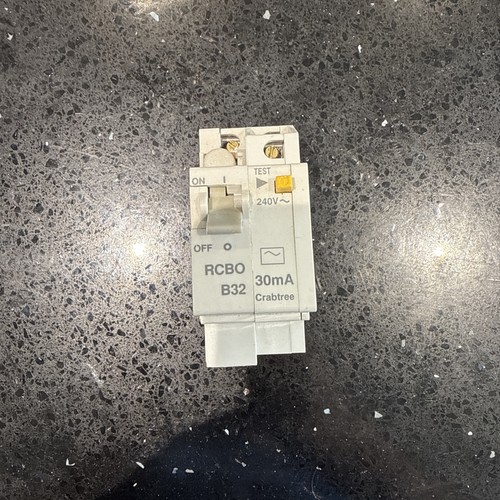 Crabtree starbreaker b32 rcbo - crabtree,