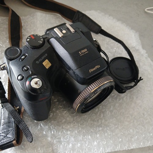 Fujifilm finepix s7000 - finepix, digital