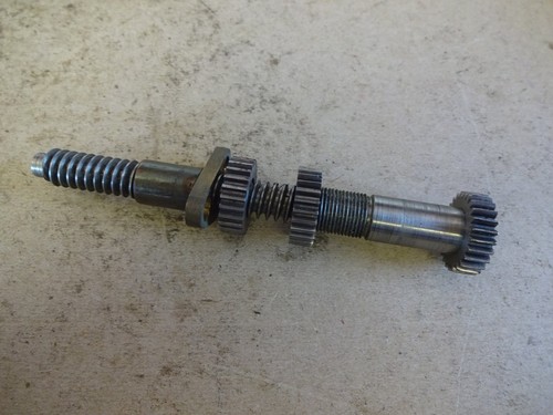 Lathe power feed - feed, screw