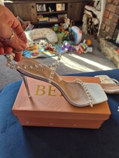 Minimal Faux Pearl High Heels Size 8