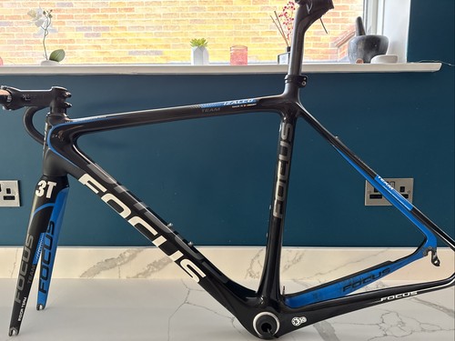 Focus izalco pro medium - focus, carbon