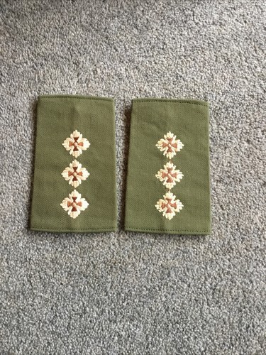Captain rank epaulettes - captain,