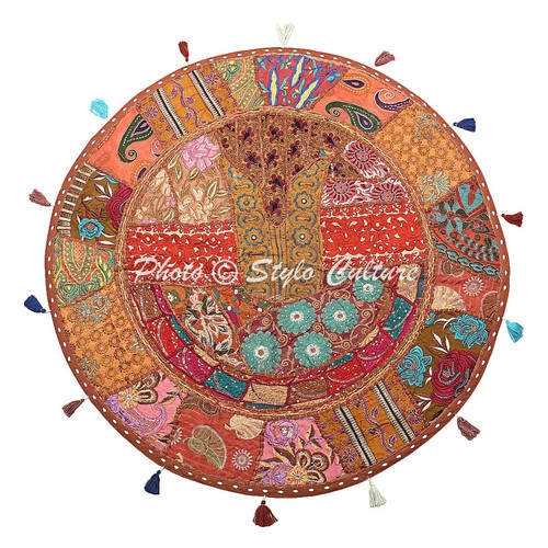Round vintage pouf cushion - round,