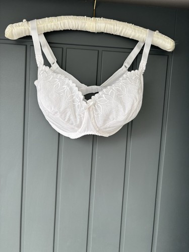 White bra - white,