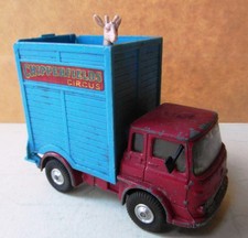 Corgi 503 Chipperfields Circus