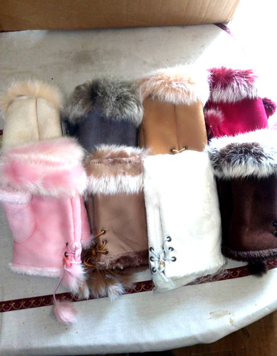 Ladies fingerless gloves with