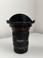 Canon EF 17-40mm F/4.0 L USM Lens - Black  Wide Angle lens great condition 