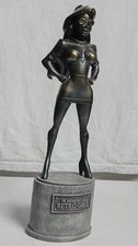RETRO GIRL MEMORIAL STATUE - POWERS - BOWEN DESIGNS - LIMITED #497 / 500