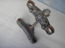 Triumph BSA 650 71-72 ? conical hub type fork yokes top 97-4035 + bottom USED